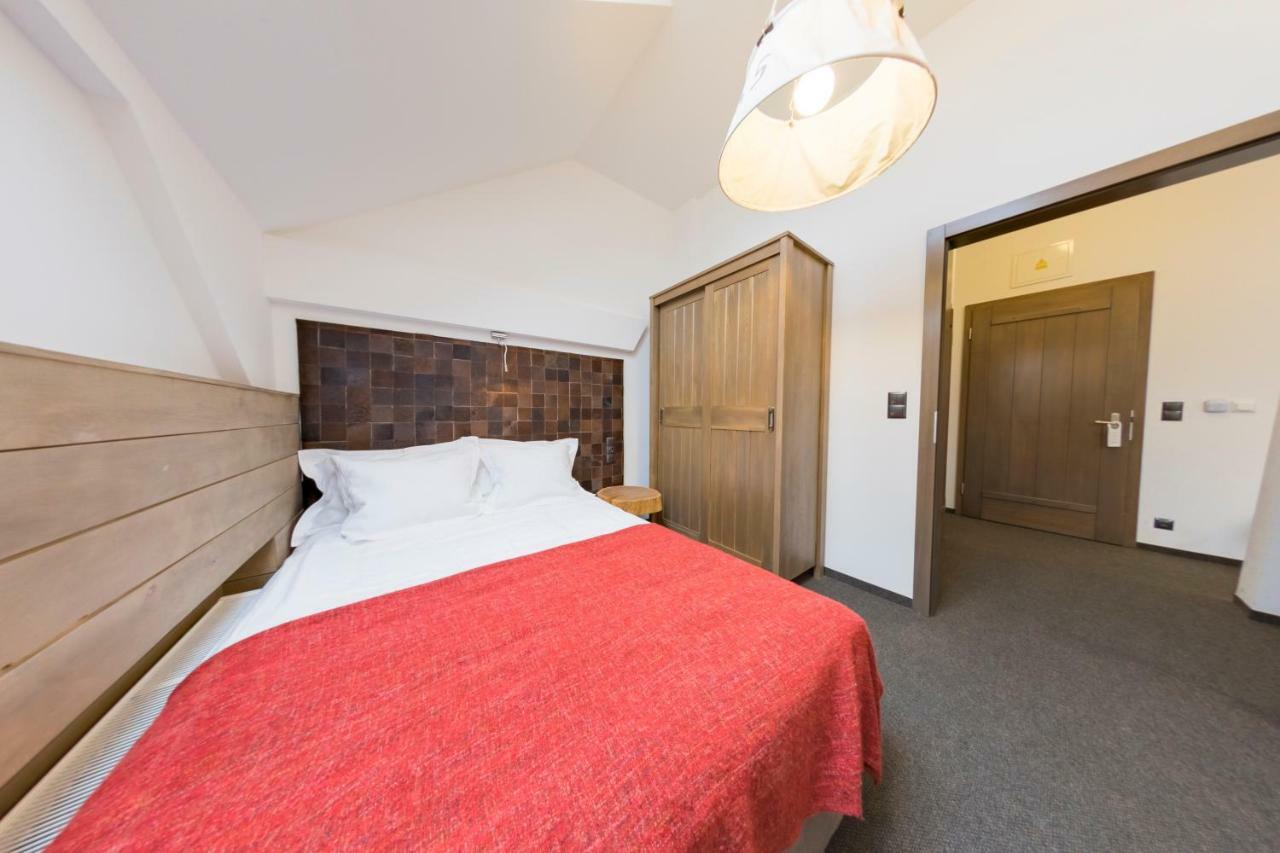 Hotel Jakubus Wilkow  Exterior foto